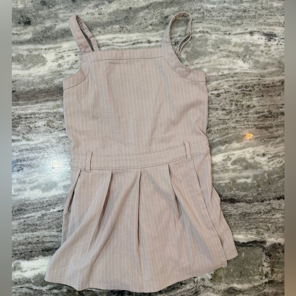 Abercrombie Kids Tan Striped Jumpsuit Romper
Size 17/18